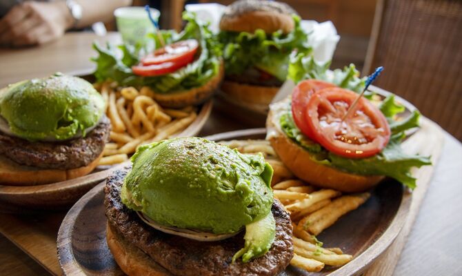 AdobeStock_283849228_R-min